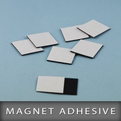 Magnet adhésive en format 25X25mm Ep. 0,5mm